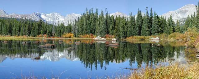 RedRockLakePano1