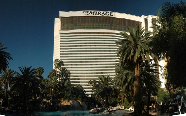 2004LVPano10