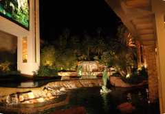 2004LVPano07