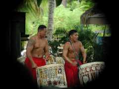 062702.PolynesianCC30